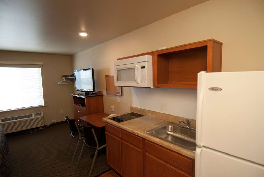 Woodspring Suites Williston Room photo