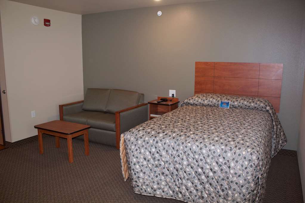 Woodspring Suites Williston Room photo
