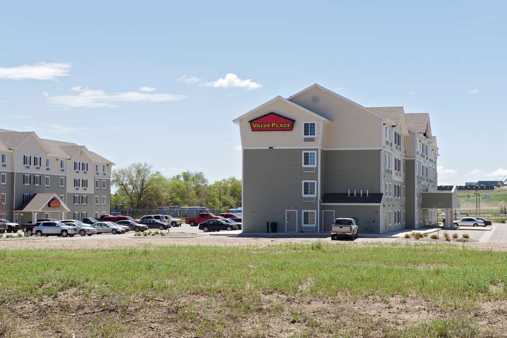 Woodspring Suites Williston Exterior photo