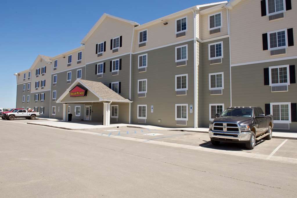 Woodspring Suites Williston Exterior photo