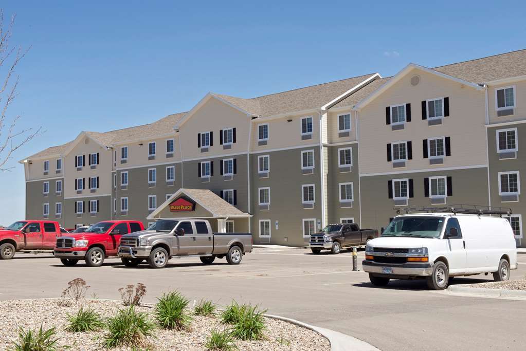 Woodspring Suites Williston Exterior photo