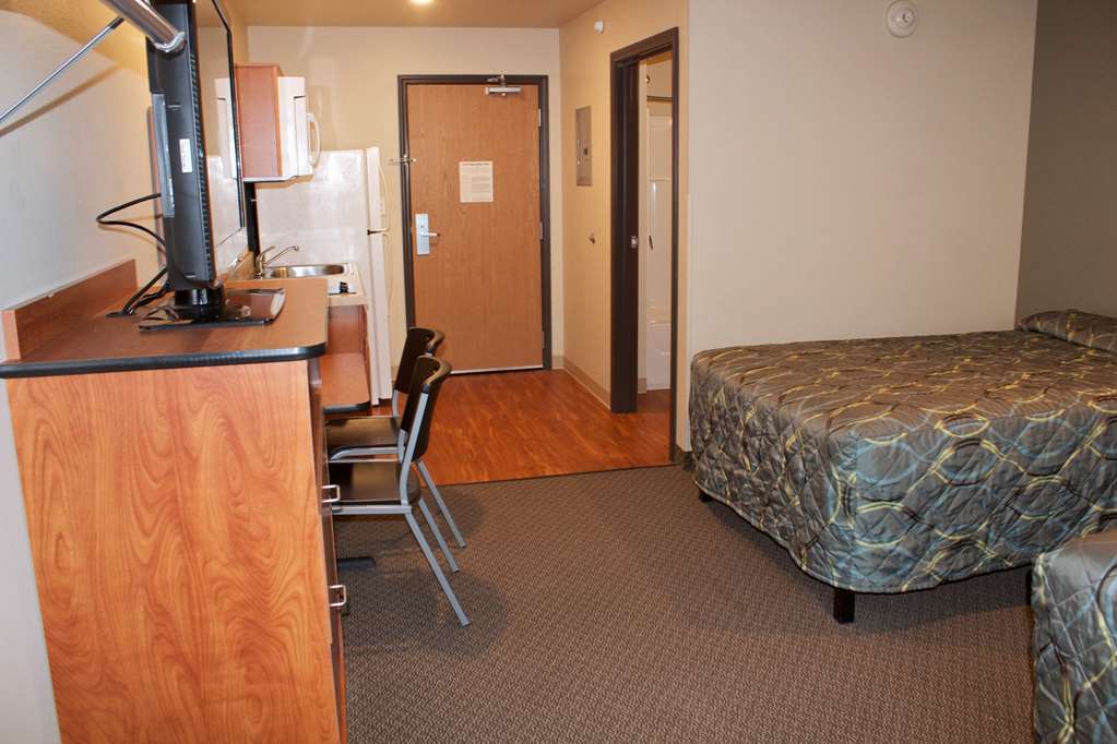 Woodspring Suites Williston Room photo