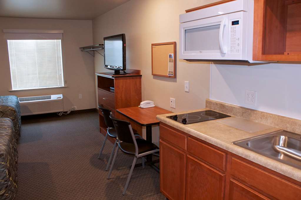 Woodspring Suites Williston Room photo
